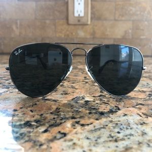Ray-Ban Large Aviators Sunglasses